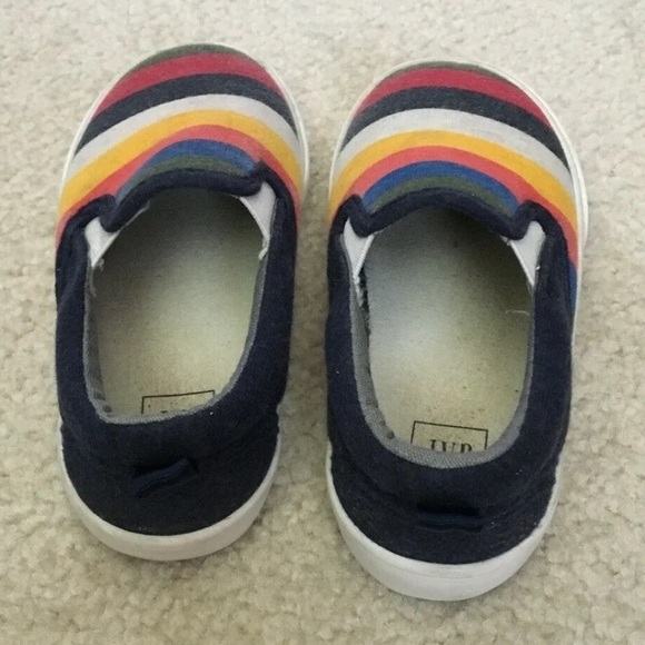 GAP Kids Color Stripes Slip-On Shoes Soft Sneakers Toddler Size US 7 EU 24 - Picture 4 of 11